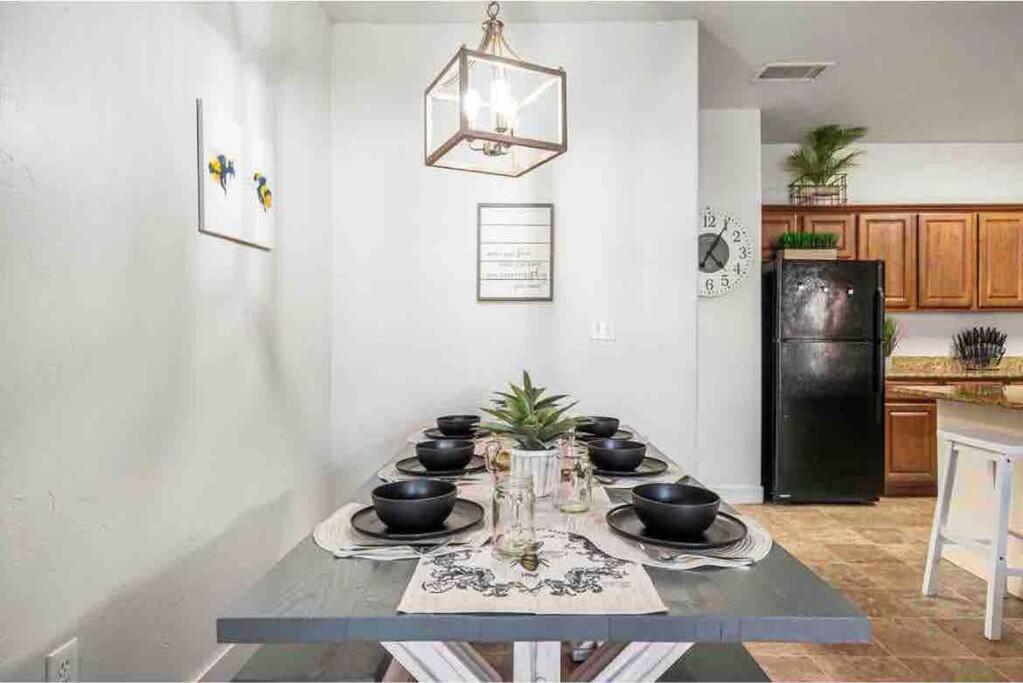Bee Chic In Sojo W/Hot Tub+Gym+Local Ski Slopes South Jordan Bagian luar foto